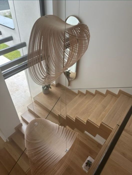 Schody drewniane dywanowe