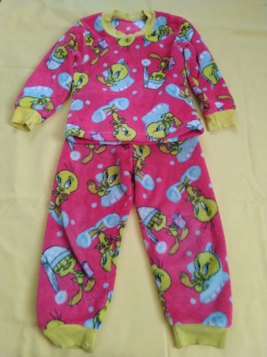 Піжама червона флісова.