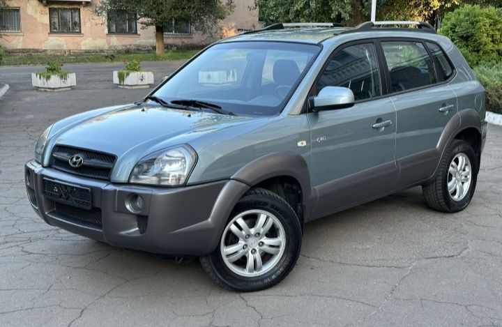 НЕ ФАРБОВАНИЙ Хюндай Туксон Hyundai Tucson Офіційний. Стан нового
