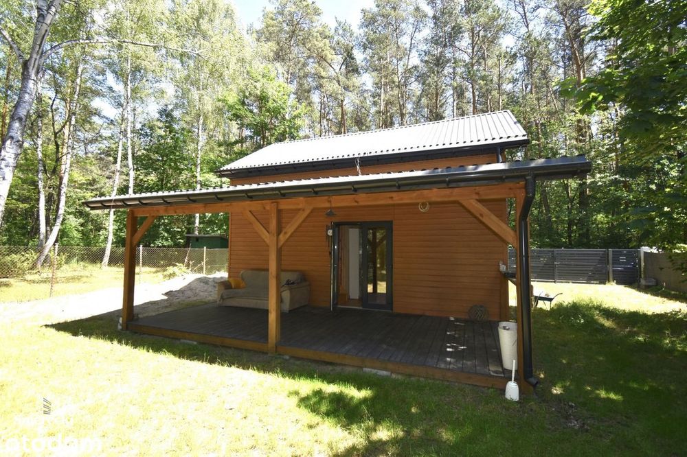 Domek letniskowy na jeziorem miejscowość Rogóźno