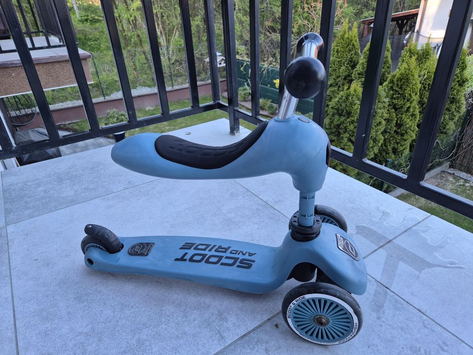 Scoot and Ride niebieski