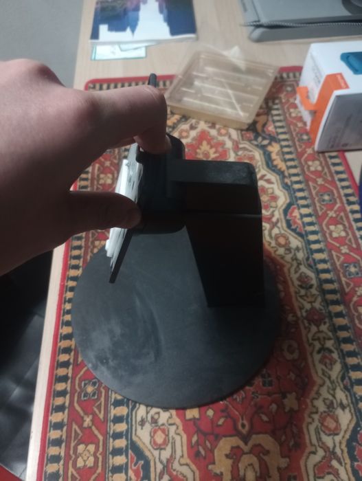 Monitor Lenovo ThinkVision