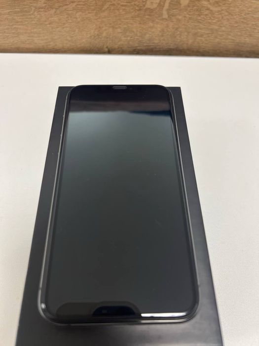 Продам  IPhone 11pro акб 90%
