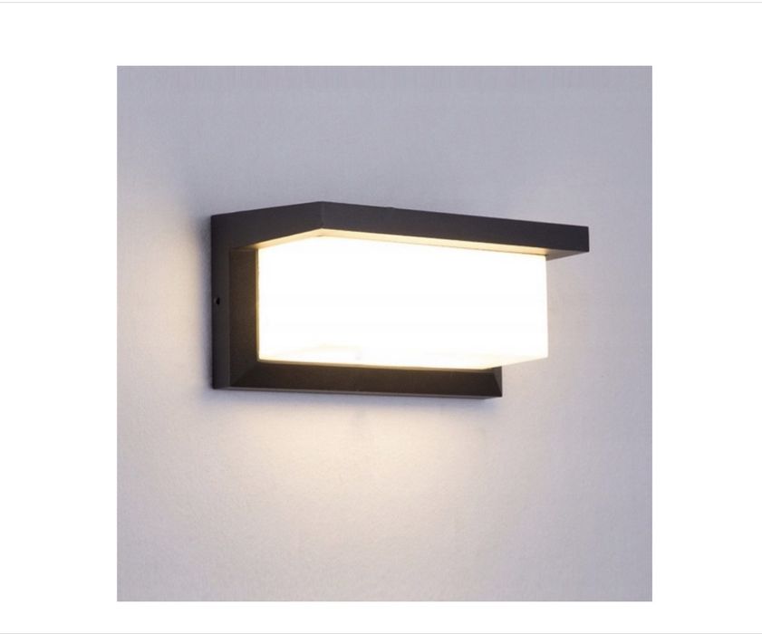 Lampa zewnetrzna IP44