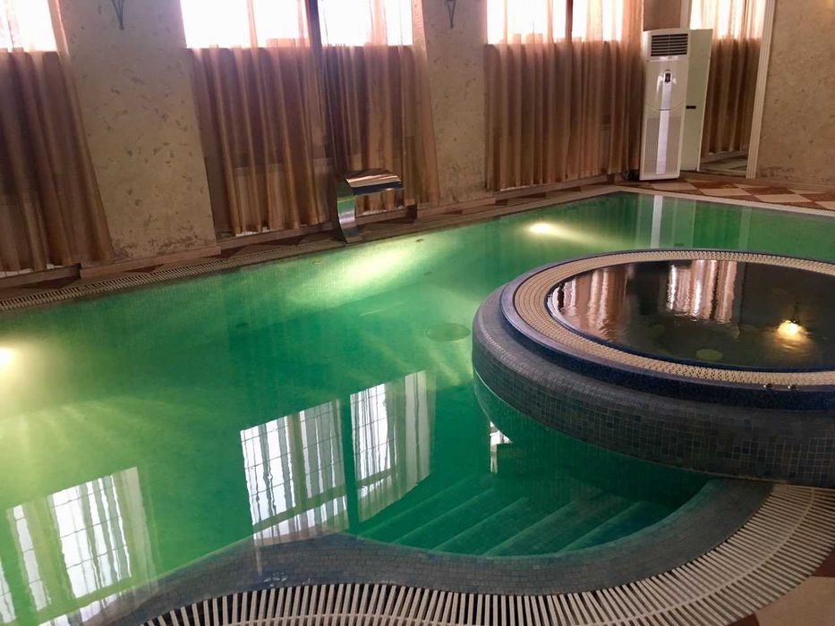 Дом 800кв. VIP-уровня, 9 спален, бассейн с подогревом, сауна до 50 чел