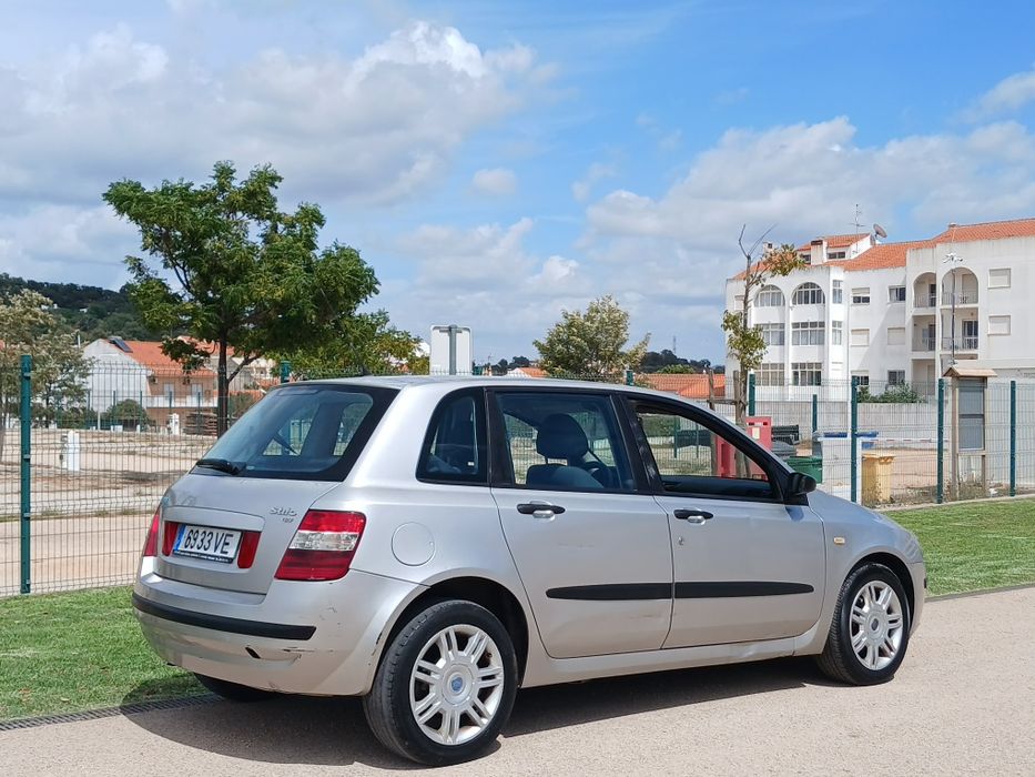 Oportunidade fiat stilo 1.2 gasolina caixa 6 velocidades