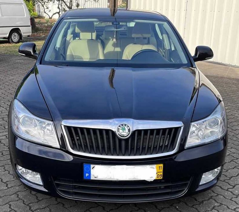 Škoda Octavia II 1.6 TDI 105 CV – 2011 – Económico e Fiável