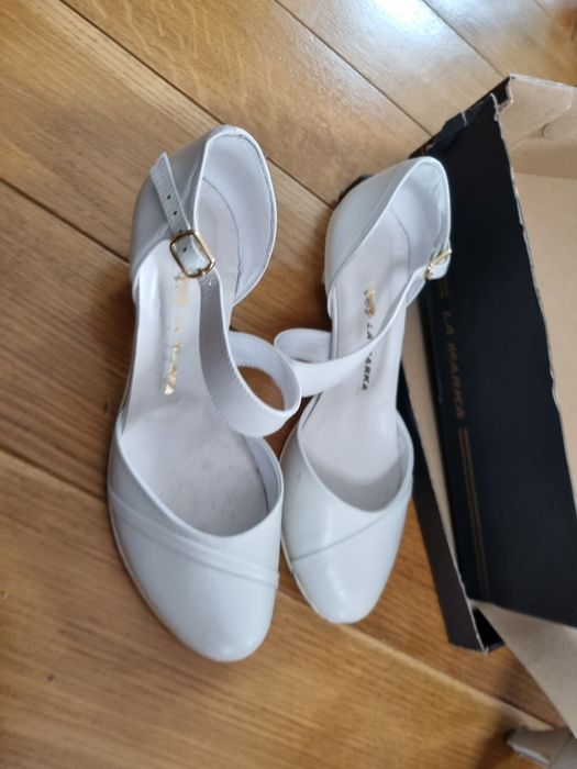 Buty ślubne la marka rozmiar 37 nieużywane ( były jako zapasowe )
