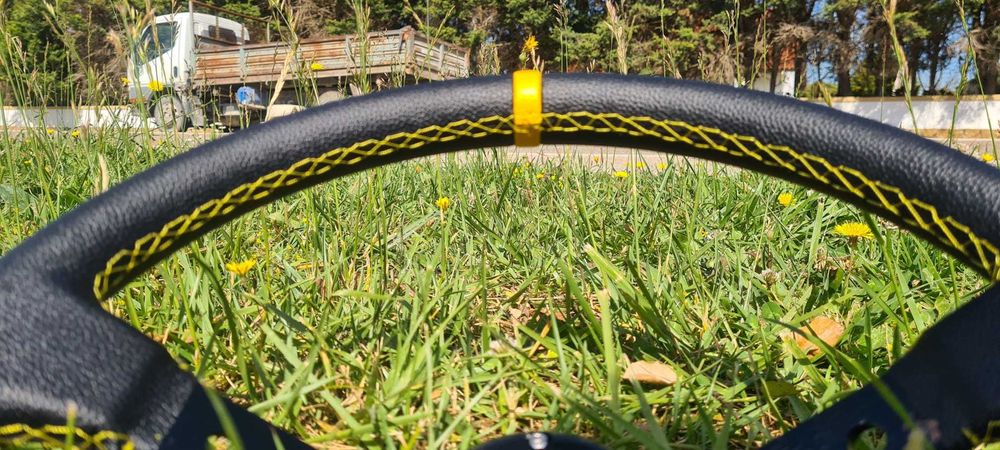 volante desportivo OMP