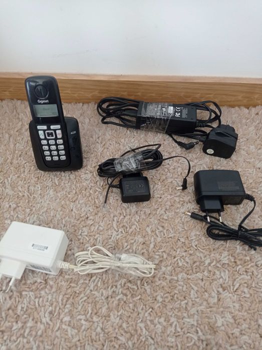 Telefone móvel  A220