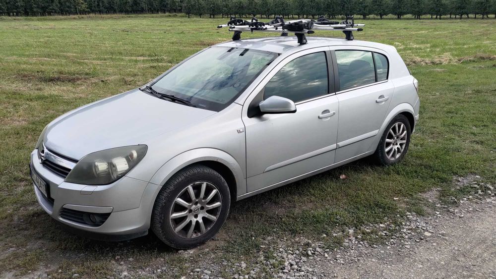 Opel Astra H 2004 Hatchback