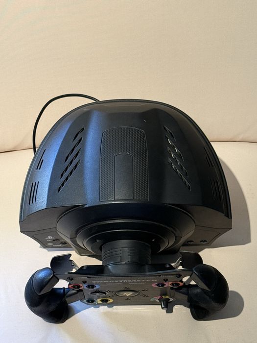 Thrustmaster: Base Volante T300 + 2 Volantes + Pedais