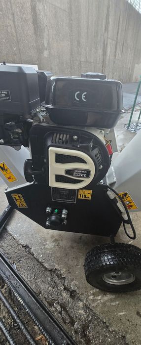 Bio-Triturador a Gasolina SUZUKA 715 Omega - usada apenas para demonstração