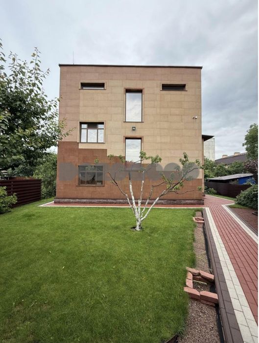 Продаж Триповерхового будинка. Вишневе.