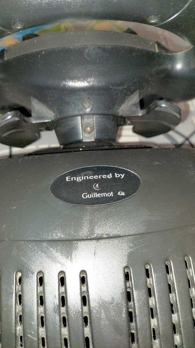 Volante + pedais PS1/PS2 Ferrari da GUILLEMOT