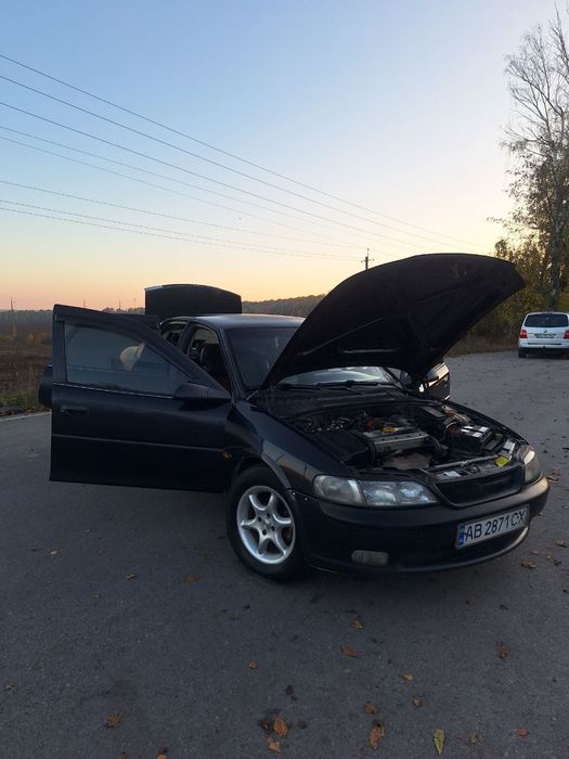 Продам opel vectra b 1.8 газ/бензин