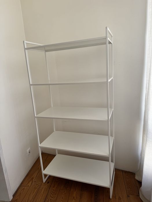 Estante metal ikea