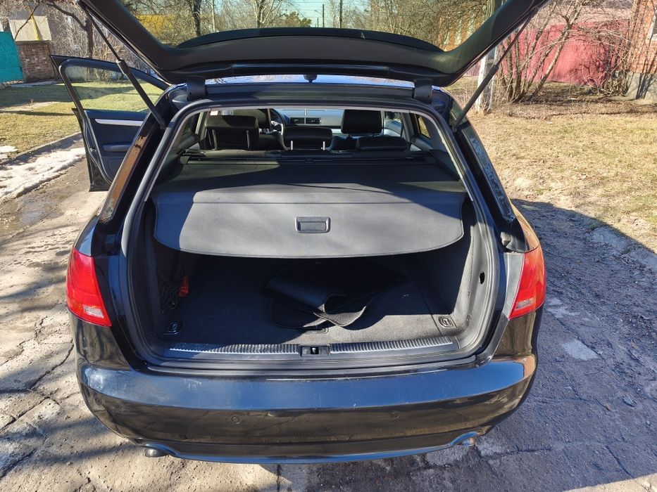 Ауди А4В7 S-LINE