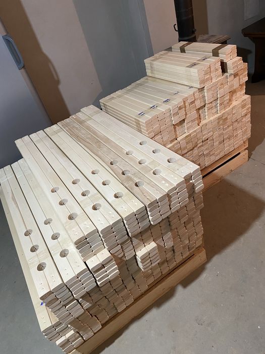 Elementy drewniane  bukowe, listwy , klocki itp