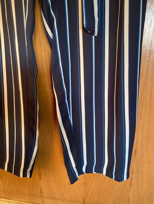 Calças da Stradivarius