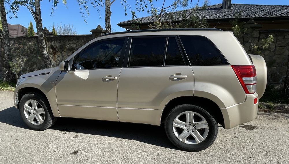 SUZUKI GRAND Vitara  4х4 4WD