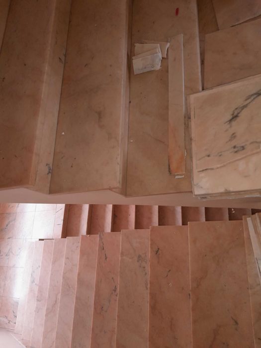 Schody marmurowe marmur różowy