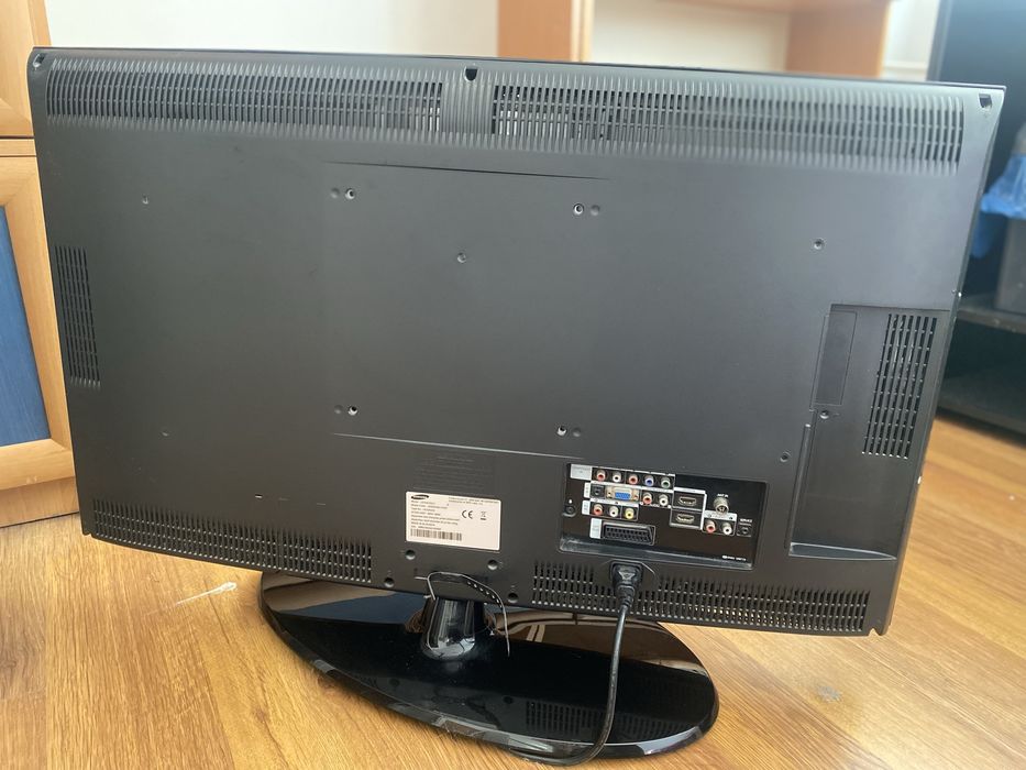 Telewizor Samsung 32 cale (brak pilota)
