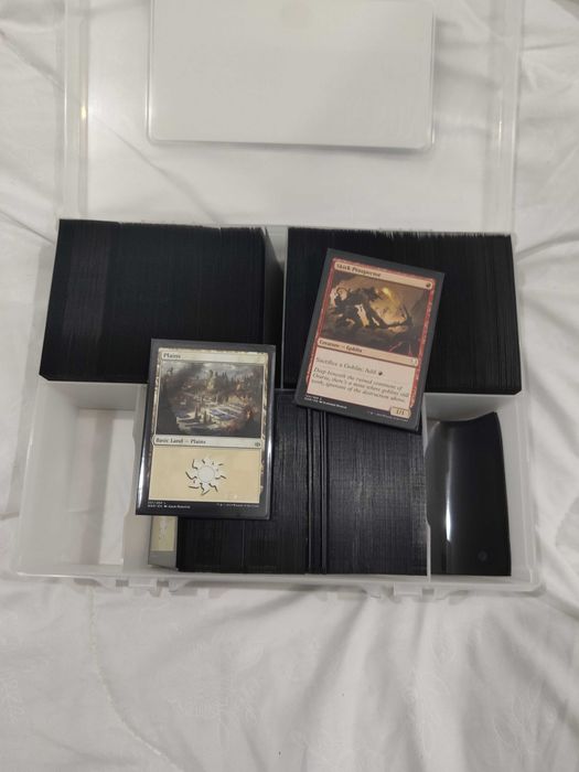 MTG Cubo MTG 360 cartas +terrenos tudo sleeved | Pronto a jogar