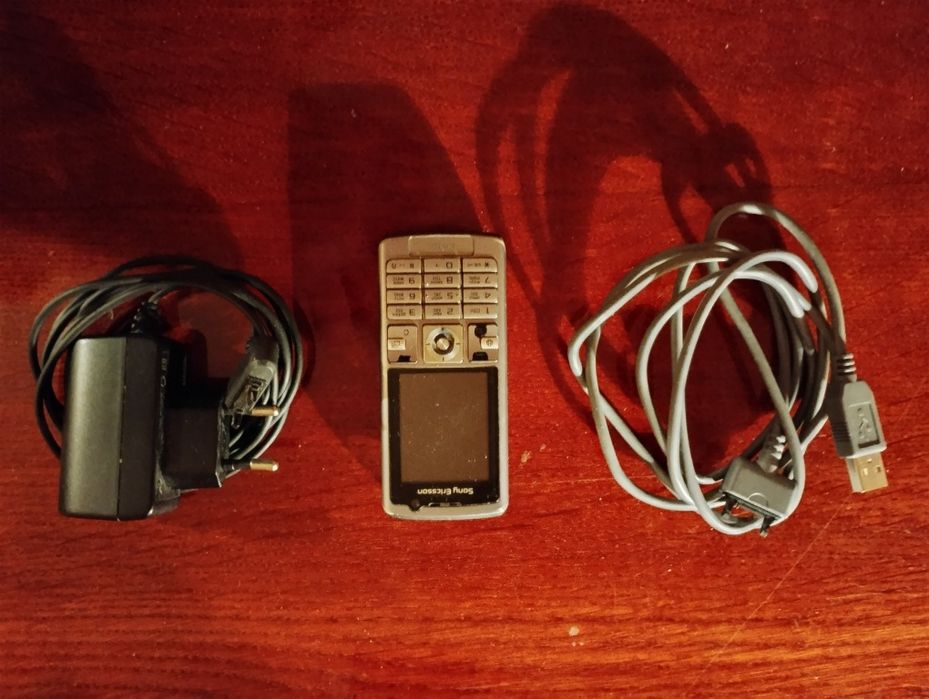 Телефон Sony Ericsson k610i