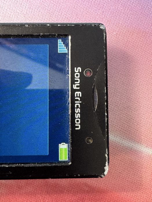 Sony Ericsson j20i Hazel