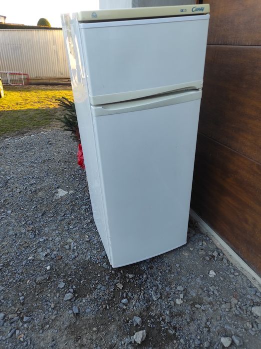 Sprawna lodówka na działkę lub budowę