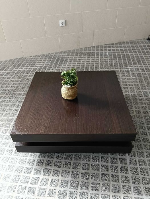 Mesa de centro  madeira robusta
