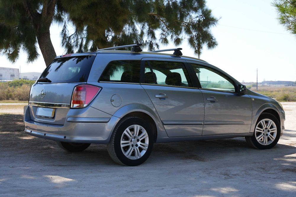 Opel Astra H Caravan 1.7 CDTi 125cv Cosmo (Full Extras / Xénon) foto 3