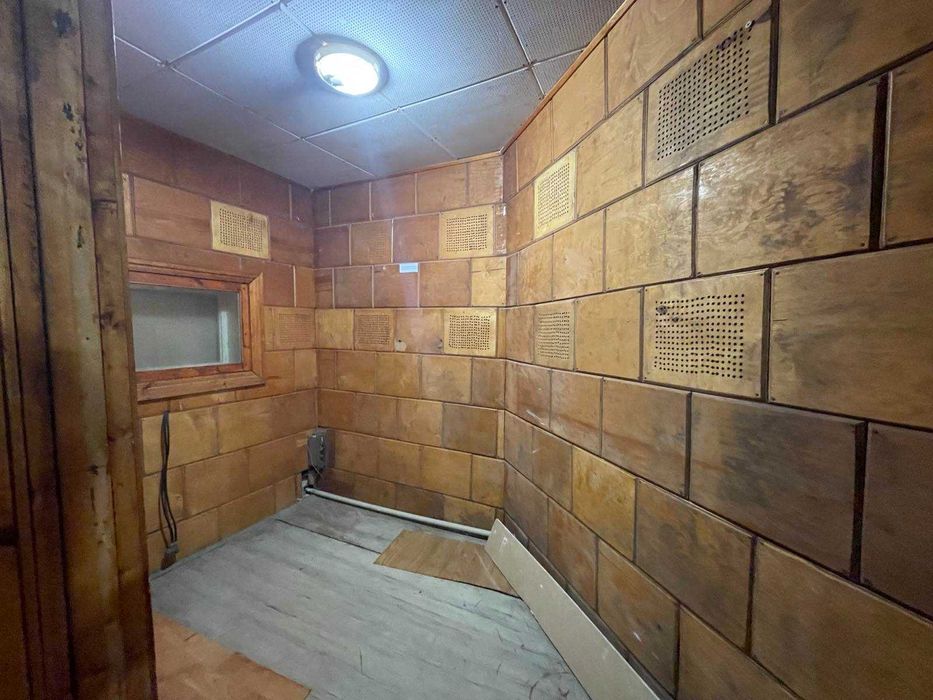 Помещение 170 м. кв. под Ваш бизнес, ул. Короленко 19