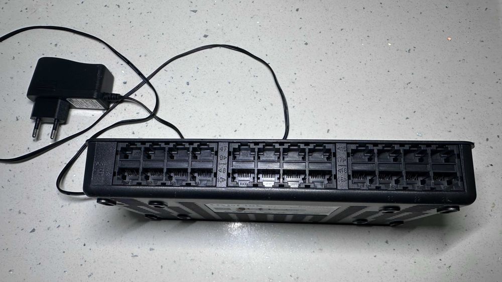 Switch 24 Portas 10/100 Ovislink EVO-FSH24C
