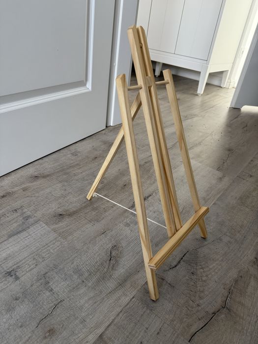 Sprzedam mini drewniane sztalugi na obrazi A4.