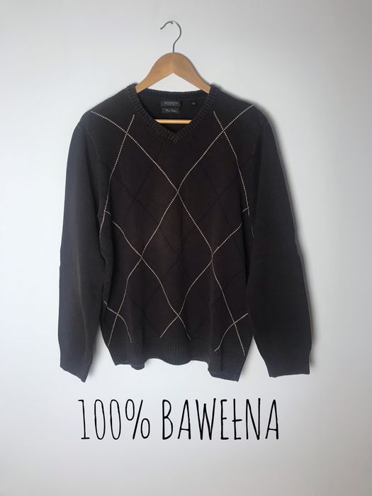 Czekoladowy bawełniany sweter męski w romby dekolt V Reserved