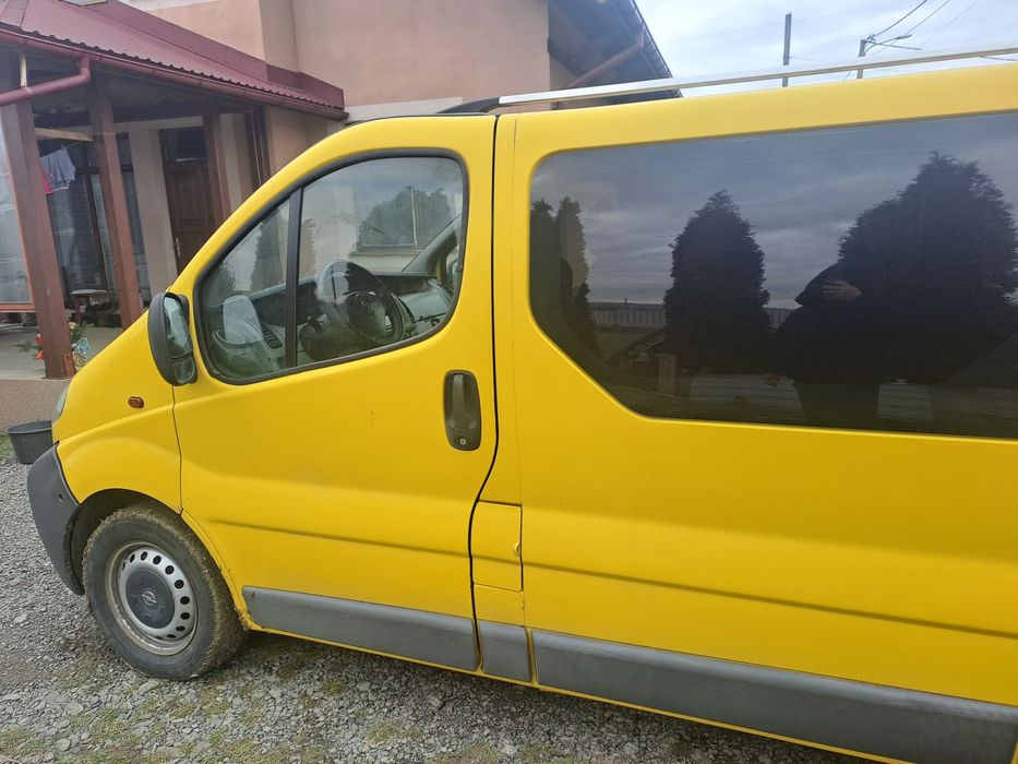 Опель віваро 1.9