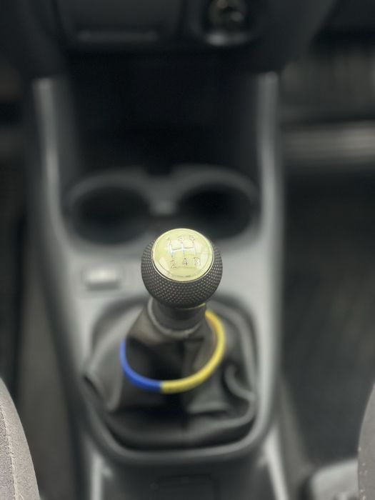 Mazda Premacy 2004року