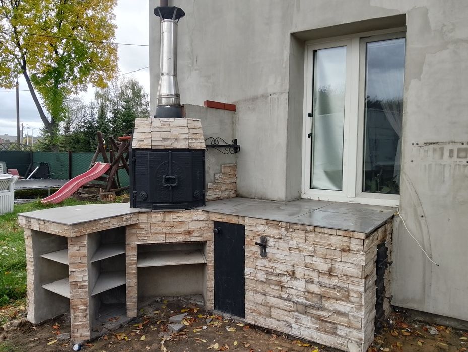 Grill ogrodowy wędzarnia kominek