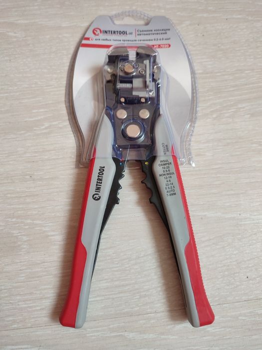 Съемник изоляции  автоматический проводов INTERTOOL HT-7020