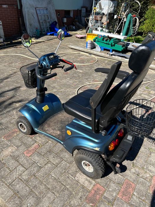 Skuter , wózek inwalidzki