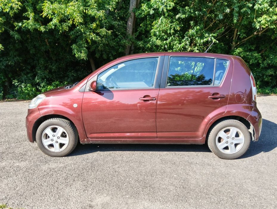 Daihatsu Sirion benzyna 1,3 2009 rok