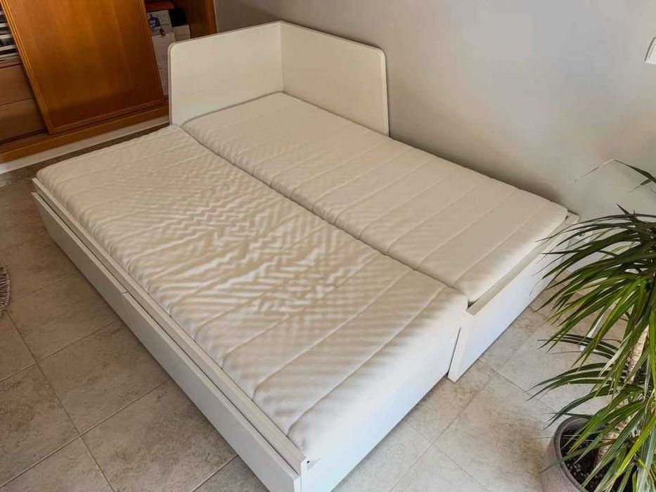 Cama IKEA Branca com 02 Gavetões + Colchão