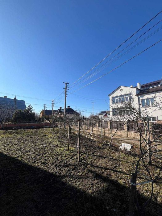 Продаж будинку в Білогорщі