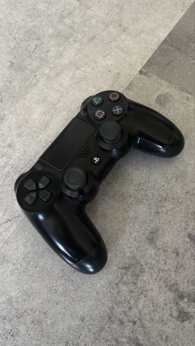 Sony Playstation 4   PS4