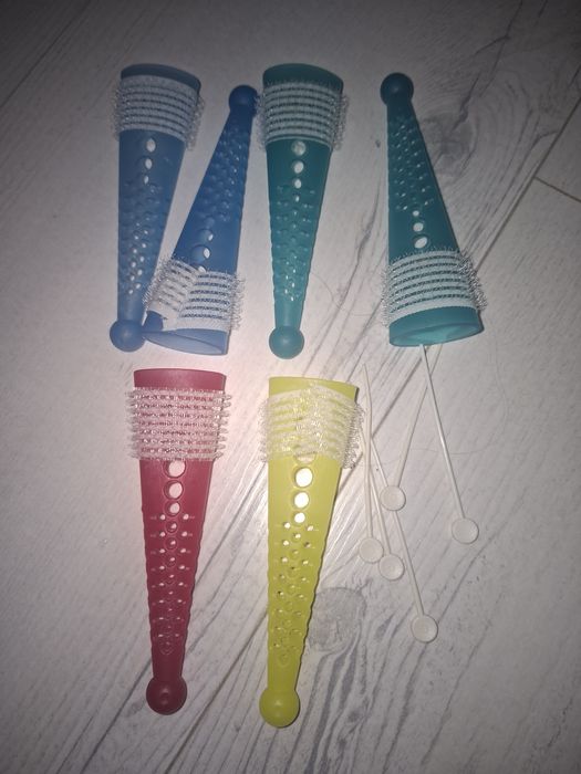 Wałki do włosów , stożkowe