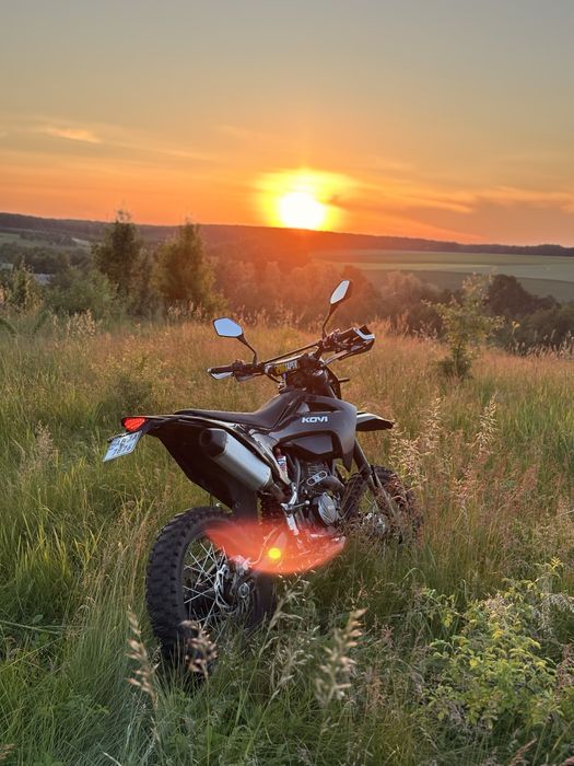 Продам кові адванс 300fr