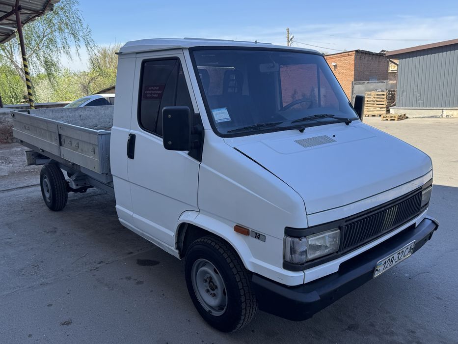 Fiat Ducato 2.5 дизель, бортовий в гарному стані 1990р
