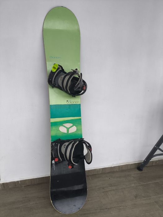 Deska snowboardowa Burton 153 cm z butami